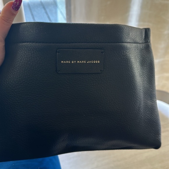 Authentic Marc by Marc Jacobs black large envelope clutch - Picture 4 of 6